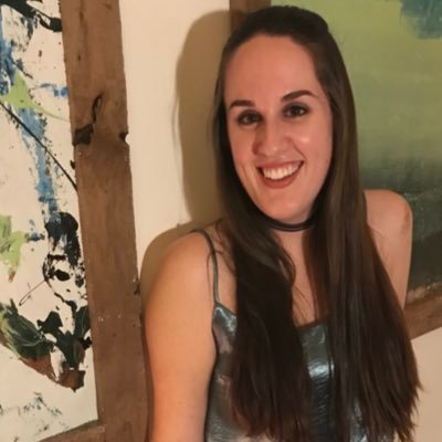 Profile Picture of Nicole (@NikkiPowers3) on Twitter