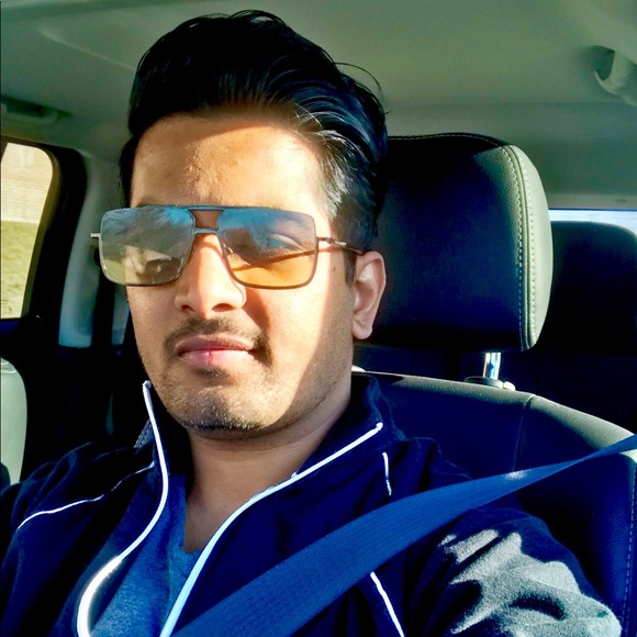 Profile Picture of Vikas Joshi (@2damntall) on Poshmark