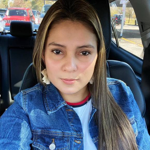 Profile Picture of Iveth Belthran rivas (@iveth_0787) on Poshmark