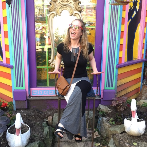 Profile Picture of Amanda Coffman (@amanda776) on Poshmark