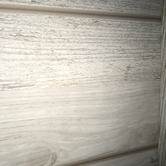 Profile Picture of Shelly Clemmons reed (@sclemree) on Poshmark