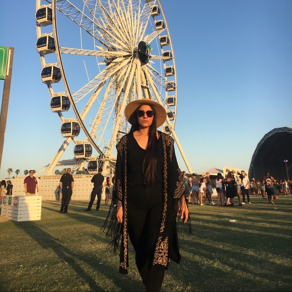 Profile Picture of Carolina Jaquez (@carolinajaquez3) on Poshmark