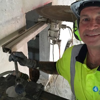 Profile Picture of Stephen Riddell (@StephenRiddell9) on Twitter