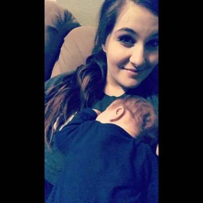 Profile Picture of Mariah Connell🌻 (@MariahKay6) on Twitter