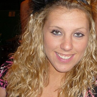 Profile Picture of Paige Perkins (@paigeperkins) on Twitter