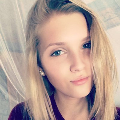 Profile Picture of Anna Dittmann (@Roxy1594) on Twitter