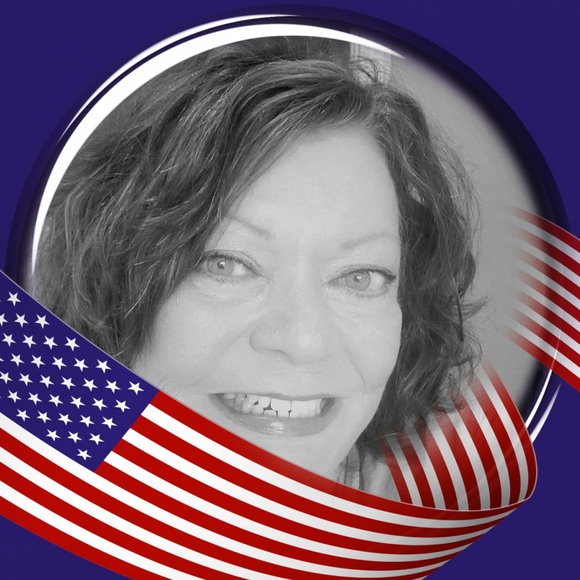 Profile Picture of Phyllis Taylor (@plt582) on Poshmark