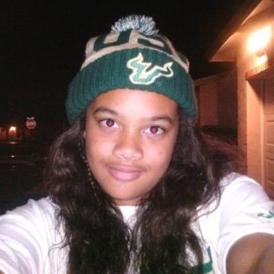Profile Picture of Shawna Richards (@crazybutshawna) on Twitter