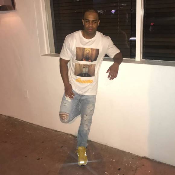 Profile Picture of Richard Johnson (@richardjohns398) on Poshmark