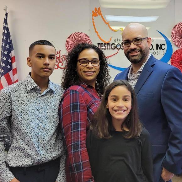 Profile Picture of William Rodriguez (@wjrrodriguez) on Poshmark