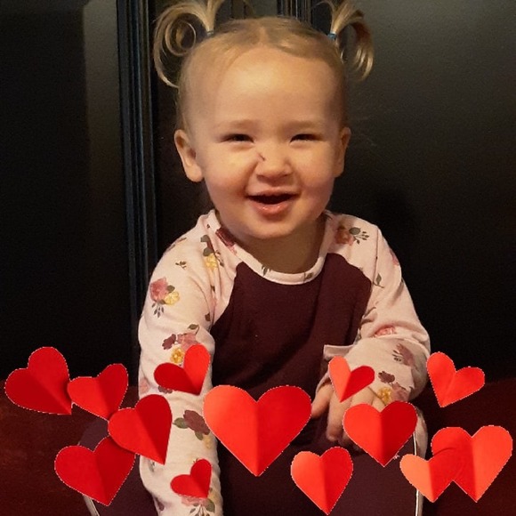 Profile Picture of Christy Dunnic (@christydunnic) on Poshmark