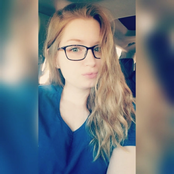 Profile Picture of Tasia Claugherty-nelson (@t_nelson09) on Poshmark