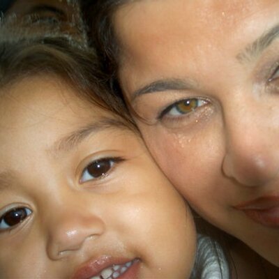 Profile Picture of Lilian Padilla (@lilianpadilla) on Twitter