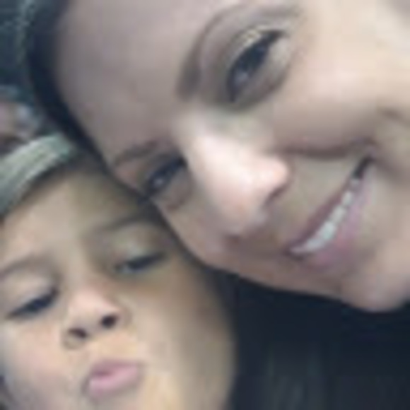 Profile Picture of Diane Sunday (@pookey68) on Poshmark