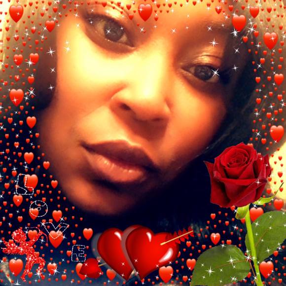 Profile Picture of Brittany Doakes (@bdoakes84) on Poshmark