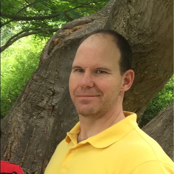 Profile Picture of Joel Huffman (@joelkhuffman) on Poshmark