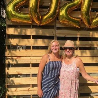 Profile Picture of Lisa Quinn Barnthouse (@lisa.q.barnthouse) on Facebook