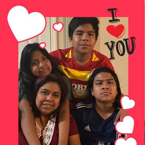 Profile Picture of Ana Chora (@anachora) on Poshmark