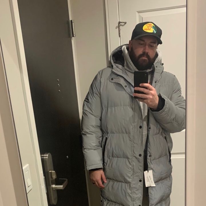 Profile Picture of TomJason (@tomjason40) on Tiktok