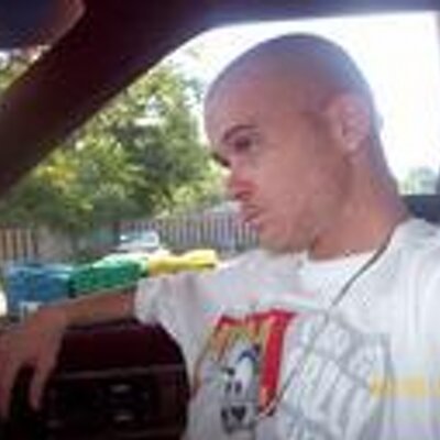 Joshua Minton - Twitter Profile Picture of Joshua Minton (@majikbundles) on Twitter