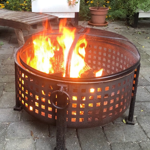 Profile Picture of George Robertson (@gbear268) on Poshmark