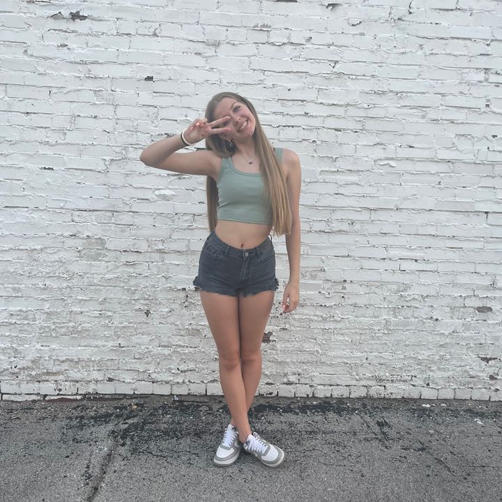 Profile Picture of Tara Denny (@taramdenz) on Tiktok