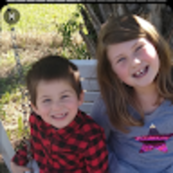 Profile Picture of Alice Simmons (@khloeandmason) on Poshmark