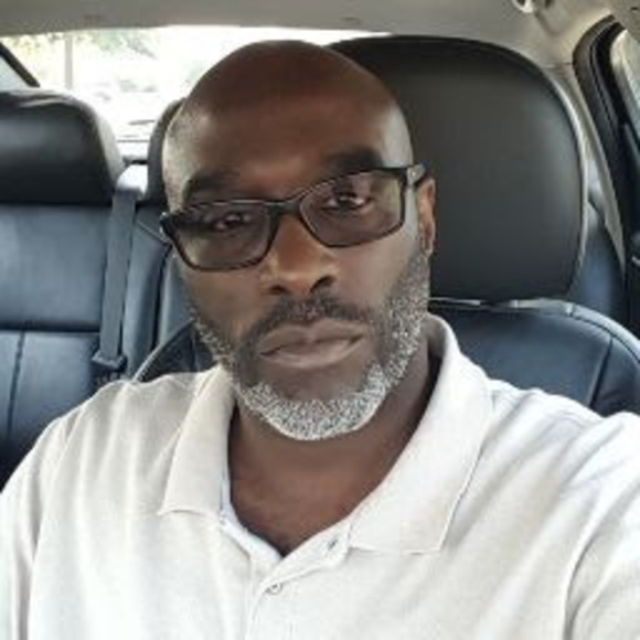 Profile Picture of Kenneth Wicks (@kenwic) on Poshmark