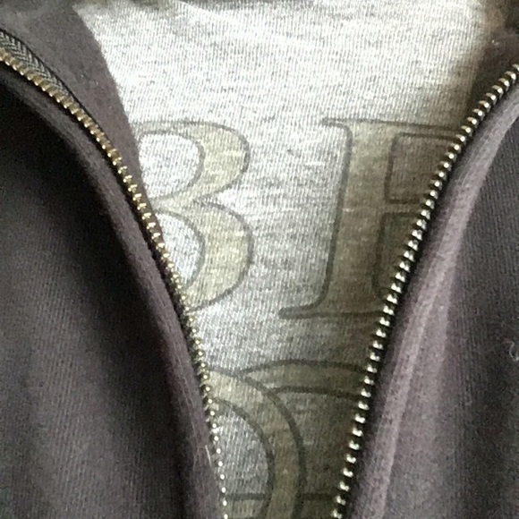 Profile Picture of Enzo Mazzulla (@enzoenzoenzo) on Poshmark