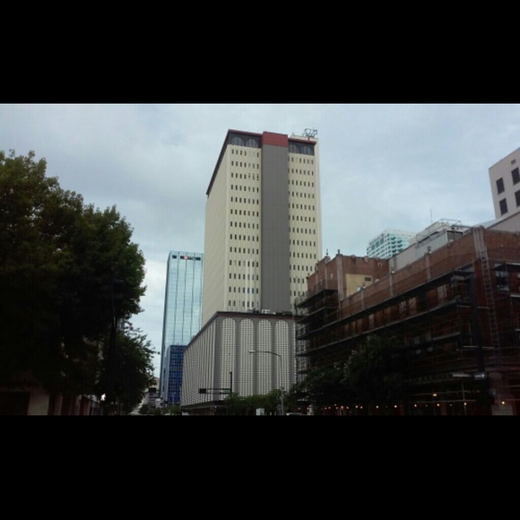 Profile Picture of Raquel Nevarez (@anysizeanytime) on Poshmark