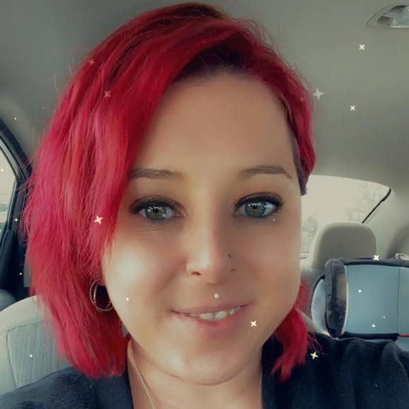 Profile Picture of Shannon Wunderly (@shannonwunderly) on Poshmark