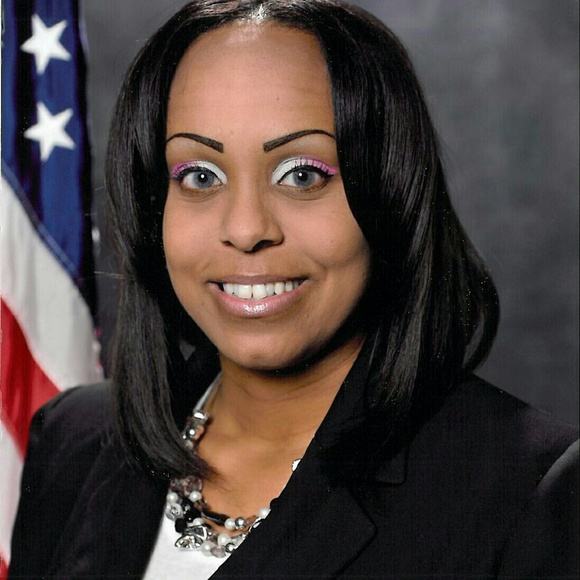 Profile Picture of Jacqueline Fleary (@jfleary77) on Poshmark