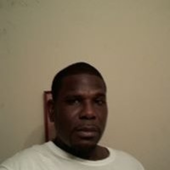 Profile Picture of Clarence Coleman (@clarencecole941) on Poshmark