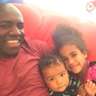 Profile Picture of Chris Gbandi (@chrisgbandi) on Twitter