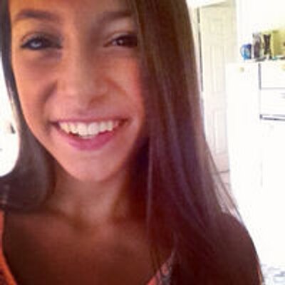 Profile Picture of Flora Crownover (@pmhmdpAaron) on Twitter