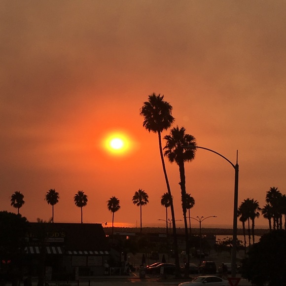 Profile Picture of Arlene Nakata (@kiyomi90277) on Poshmark