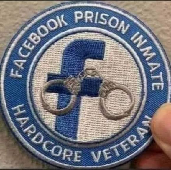 Profile Picture of Christopher Bradshaw (@ci2real4u) on Poshmark