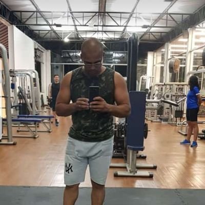 Profile Picture of Carlos Basile (@CarlosBasile10) on Twitter