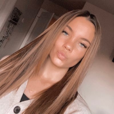 Profile Picture of Katie West (@katienicole1226) on Twitter