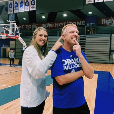 Katie Van Scyoc - Twitter Profile Picture of Katie Van Scyoc (@kvanscyoc30) on Twitter