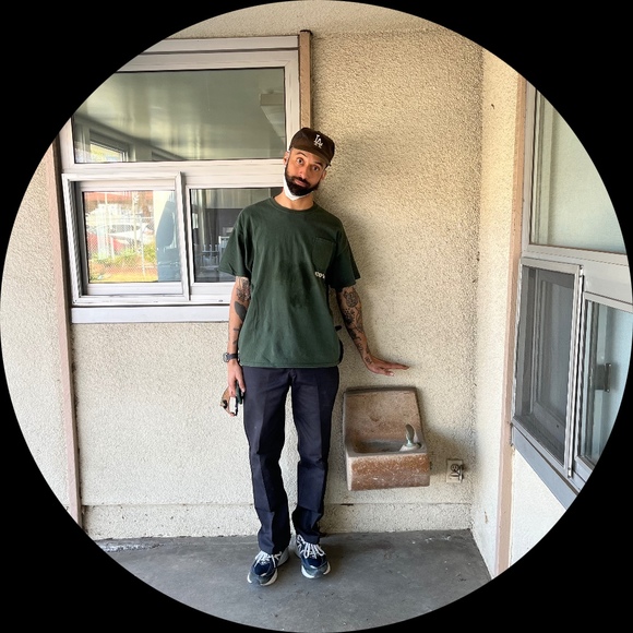 Profile Picture of Gerard Barwell (@lecogk1) on Poshmark