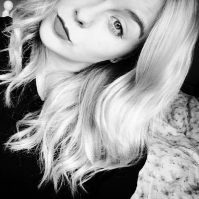 Profile Picture of Georgina Upton (@georginaupton) on Twitter