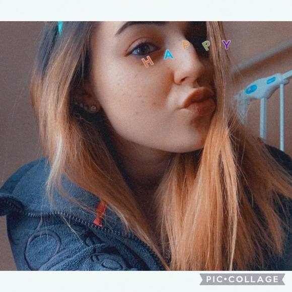 Profile Photo of Madyson Sorg (@mady1217) on Poshmark