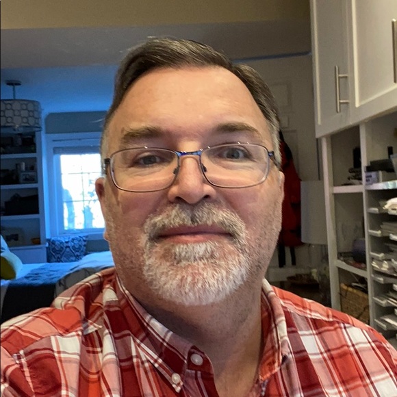 Profile Picture of Carlos Torrealba (@carlostorrealba) on Poshmark