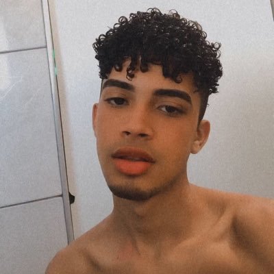 Profile Picture of Alessandro Lima (@alleelima1) on Twitter
