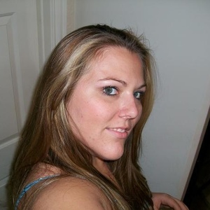 Profile Picture of Alicia Andrews (@aliciafae) on Myspace