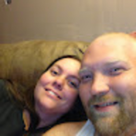 Profile Picture of Robert Anderson (@soundman52) on Poshmark