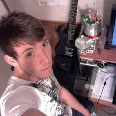 Profile Picture of Josiah Welch (@pyrodude122) on Twitter