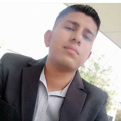 Profile Picture of Michael Vera (@mxicol) on Twitter