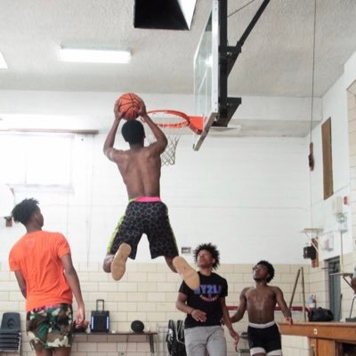 Profile Picture of Randy Rice Jr (@randyy04) on Twitter